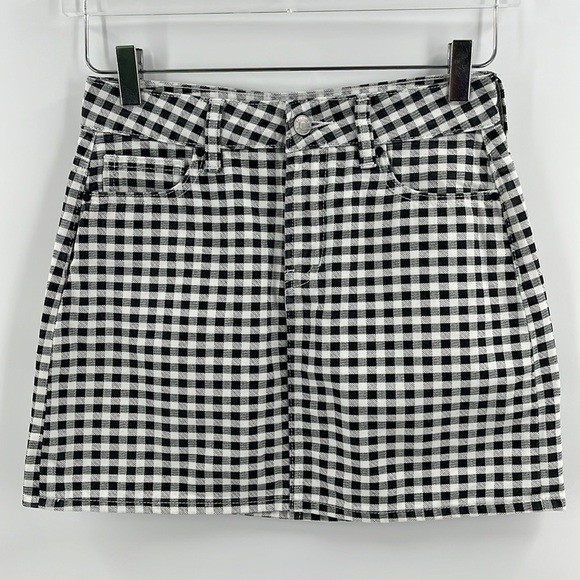 PacSun Dresses & Skirts - PACSUN black white plaid Mini skirt 5 pocket Sz 24